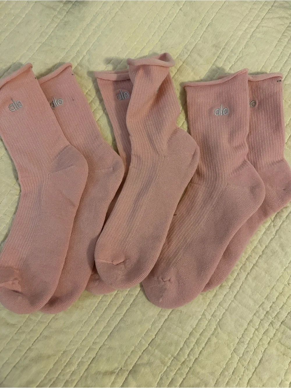 Pink Crew Socks - alo Medium 3 pr WoMen’s Comfort Pair